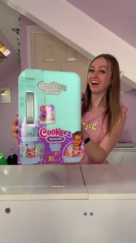Let’s unbox a GIANT Mystery Cookeez Makery Fridge?!🫢🥶❄️⁉️ #asmr #foryou 