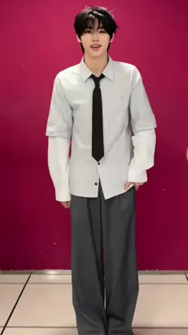 - #sunghoon :: Aqui 👺 @𐚁 ֹ ִ ─ 𝐍ᥲᥡᥣᥲ ! ୧ ֹ ִ 🍁 #rainbowcams #fancam #moot @TikTok 