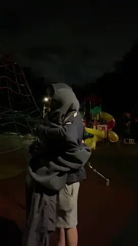 #платина #тренд #любовь #объятия #foryou #щитпост #рекомендации 