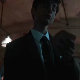 o que aconteceu com o cinco?  | #fivehargreeves #fivehargreevesedit  #numberfive #aidangallagher #theumbrellaacademy