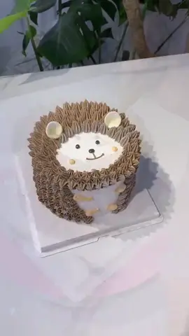 Cute hedgehog#fyp #cakedecorating #cakemaking #cutecake #hedgehogcake