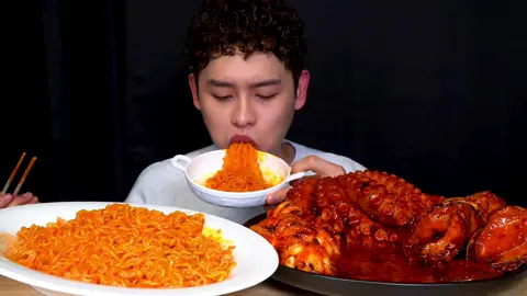Spicy Noodles With Steamed Spicy Seafood 🐙 MukBang! #asmr #asmrvideo #mukbang #bonggil #mukbangbonggil #asmrsegments #food #asmrfood #foodblogger #koreanfood #foodchallenge #eatwithbonggil #tiktokfood #foodvideo #foryou #fyp #foryoupage #fypシ゚viral #explore #yummy 