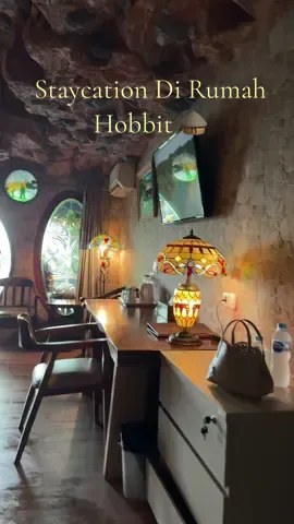 Hobbit House Goblin 🛖🪵🧙🏻🧌