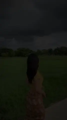 He's my sun#CapCut #fypシ #foryoupage #မြင်ပါများပီးချစ်ကျွမ်းဝင်အောင်လို့ 