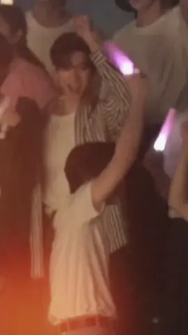 mata Thomas hanya tertuju kepada Kong 😁 #thomaskong #tthomastc #kongjiro #fyp #foryou (vid cr' kongjiroTH 🙏) 