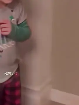 menina caindo do Overboard e KYLIAN MBAPPE #kylianmbappé #overboard #viral #tiktok #aftereffects #edit #vinixae 