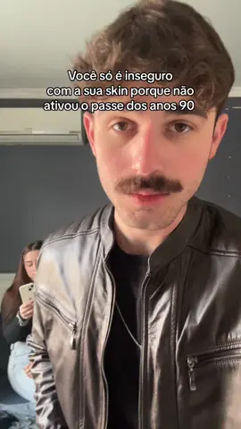 Jaqueta de couro bigode grosso e mullet 