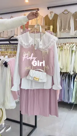 Outfit for Pinky girls #fyp #koreanoutfit #outfitkoreanstyle #tokoviral #mixandmatch 