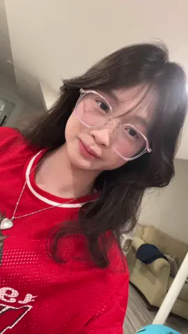 nhớ nhà nhớ 2 bé mèo 😭