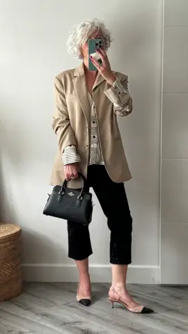 Whats your favourite?  #mytop10 #silverhair #styleinspo #highstreetfashion #dailylook #fashioninspo #highstreet #style 