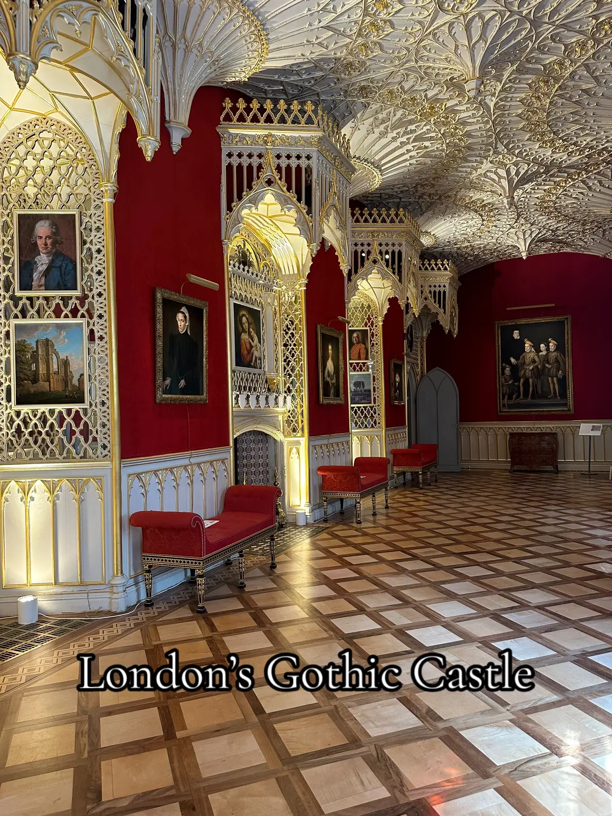 Did you know there’s a little gothic castle in London? Strawberry hill house was the home of Horace Walpole and it’s a perfect dark academia day trip.  #london #londonlife #darkacademia #darkacademiaaesthetic #gothic #history #historytok #museum 
