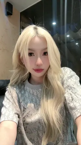 Ngày mai khai trương salon nhá 🤍