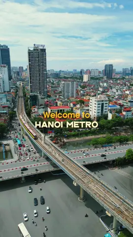 Trải nghiệm chuyến tàu điện trên cao đầu tiên tuyến Nhổn - ga Hà Nội 🚄 #minhlagrin #hanoi #hanoipho #hanoimetro #taudien #hànội 
