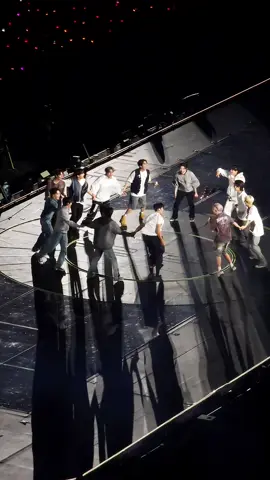 Being a Carat will forever be the best thing that happened in my life. Thank you for your warmest hug, my OT13. Till the last, say the name @SEVENTEEN 🥹🩵🩷 #seventeen #carat #caratsvt #fangirl #ot13 