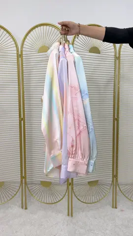 Our blouse collection 😍 Sesuai pakai daily tau baju ni effortless sangat sarung je terus nampak cantik #jemels #jemelslovers #jemelsatelier #bajukurung #bajukurungmoden #bajukurungprinted #bajukurungpastel #fyp #foryoupage #blouseprinted #blousecasual 