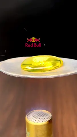 Hot Spoon vs RedBull 😱 #satisfying #wow #experiment #Science #asmr #leidenfrosteffect #fyp #usa #tiktok