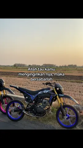 🥰 #surexstyle #crfdominic #supermotoherex #surexkartini😋🤙🏻 #bintangpowerfullexhaust #crf150 #crfherexstyle🚀 #surex #fyp #bahanswmu #supermotoherexstyle #surexsaridin #surexgank🔥 #fypシ 