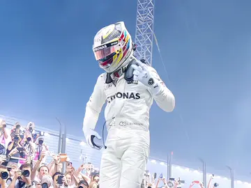 Lewis Hamilton cold celebration 💀 #hamilton #formula1 #mercedes #f1 #automobilismo #fyp #edit #soaresxdz 