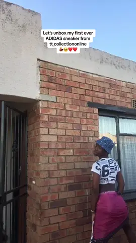 Please make sure you go check out @TT_Collection Line the owner’s account is @Mr Thulo Umswenko King👔👖👑 