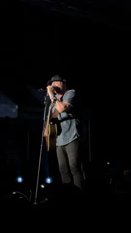 @Chris Young is even better live 