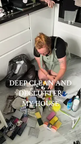 It’s time to deep clean and declutter my entire house. We are a week into the series and we are FINALLY have our frist declutter- the cleaning drawers. Any decluttering tips send them my way! #declutter #declutterwithme #decluttering #declutteringtips  #helpmeout #organisation  #organizationtiktok #mumsoftiktok #mumtok 
