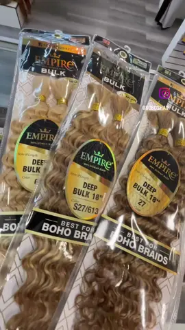 Light color for boho braids this summer! 🌞✨ Check out our new Human Hair Bulk from Empire 🙂‍↕️ Come shop with us! 💚 #boboshair #bobosbeautysupply #empire #bulkhair #braidseason 