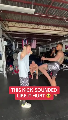 Imagine taking a body #kick from #IsraelAdesanya 😬 #UFC #mma #ufc305 #ouch (via @Betr Combat⚡️)