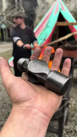Turning a hammer into an axe #ireland #blacksmith #axe #woodwork #bunratty #craft #bunratty #crossbarry #hammer #axe #tradional 
