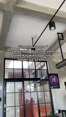 alesane aku ga mau kamu dilihat orang lain 🤣 #quotes #story #fyppppppppppppppppppppppp #4u #flks #follow #xyzbca 