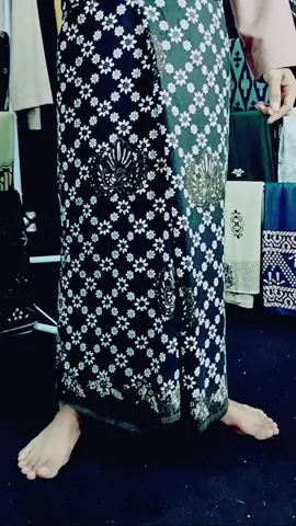 Sarung Batik ekslusif Rayon Super, Motif Gus Iqdam Truntum #sarung #sarungpria #sarungkekinian #sarungbatik 