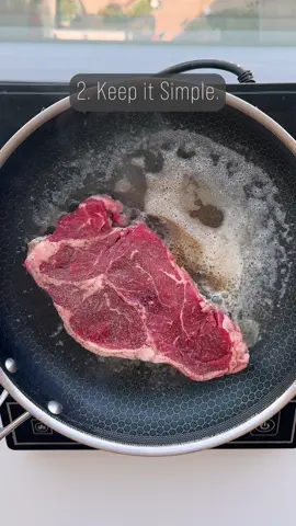Check my bio and I’ll help you rebuild your diet! 💪🏼 The easiest meal for losing weight and gaining muscle, is a steak. Here are three tips to make it perfect. 1. Room Temperature Let your steak sit out for a bit - then cook. This helps the steak cook more evenly - giving you restaurant quality bites. 2. Keep it Simple. Coat each side with Salt, pepper, and garlic powder. They work perfectly every time - and you’ll never need more. 3. Check the Sear. Medium high heat produces an incredible sear - and keeps your steak from overcooking. As long as it looks like this on the outside, you’re in for a perfectly cooked meal. #highprotein #gymfood #muscle #nutrition #lowcal #fatloss #weightloss #steak 
