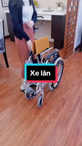 Xe lăn khung nhôm gấp gọn bền bỉ. #GamingOnTikTok #giadungtienich #giadinhviet #dogiadunhthongminh #xelan #xelannguoigia #xelangapgon #xuhuong 