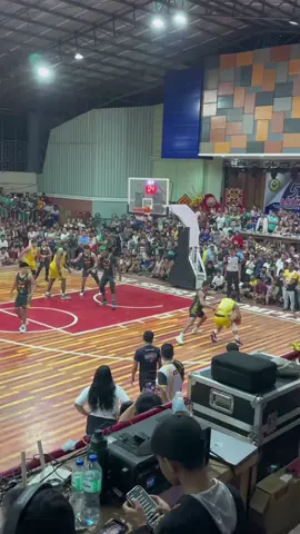 Kinsa napod logar ning sala? #DamulogBukidnon #basketball 