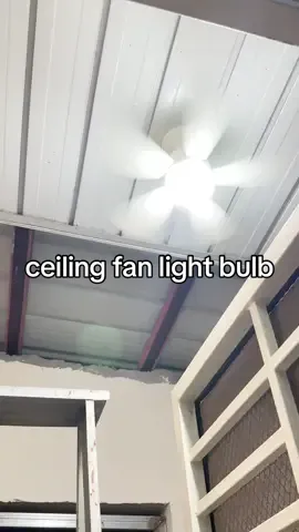 Ceiling fan na may built in ilaw #ceilingfan #ceilingfanlight #solarfanwithbulb #lightbulb 