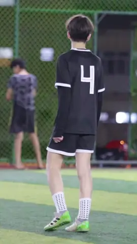 #عادة_النشر🔃 #تصاميم_رياضيه #اكسبلور #تصاميم_فيديوهات🎵🎤🎬 #اساطير_كره_القدم🔵🔴 #صعدوالحساب #اكاديمية_العطار_الرياضية #الشعب_الصيني_ماله_حل😂😂 