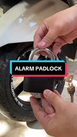 Replying to @Peter Fulgencio  Matagal ma low batt ang battery ng ALARM PADLOCK na to pero may kasama naman siyang isang set ng batt in case napaka mura lang neto #alarmpadlock #padlock #alarm #rider #biker 
