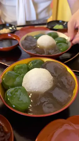 京都で絶対食べるべき夏のグルメ11選🍨 ① 八十八良葉舎 ② 京豆庵 ③ cafe33 ④ ぎおん徳屋 ⑤ ひろ文 ⑥ cafe Cherish ⑦ SUGiTORA ⑧ 麓寿庵 ⑨ fawn. ⑩ 茶匠清水一芳園カフェ ⑪ 洋菓子ぎをんさかい #京都カフェ #京都グルメ #kyoto #japanesefood #tiktokfood 