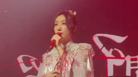 Từ Cửu Môn Hồi Ức - 辞九门回忆 Đẳng Thập Ma Quân - 等什么君 #tucuumonhoiuc #辞九门回忆  #dangthapmaquan #等什么君   #nhactrung #nhactrungquoc  #nhachaymoingay #xuhuong #xuhuongtiktok #fyp #music #douyin 