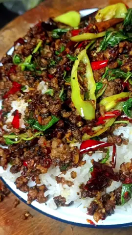 กระเพรากบแห้งๆเผ็ดๆ#เทรนด์วันนี้้ #capcut #TikTokกินเที่ยว #กับข้าวบ้านๆ #แซ่บ #กับแกล้ม #กับข้าว #เมนูง่ายๆ #ผัดกระเพรา #fyp 