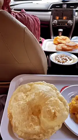 #guess the place?Snapchat:beingshaban #foryou #foodporn #foodies #viral #snap #snapchatstatus #halwapuri #beingsheikhshaban 