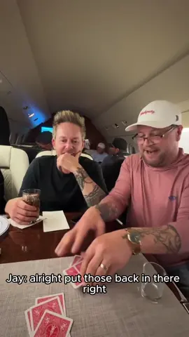 Party tricks on the plane ride home from Canada. Don't quit your day job Jay 🤣 #jasonaldean #jasonaldeanmusic #HighwayDesperadoTour #cardgames #cardtricks 