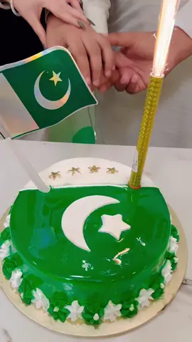 Happy birthday Pakistan 🇵🇰♥️🇵🇰#pakistanzindabad #14august #asmadoll123 #foryourpage #viral_video #foryou #fyp 