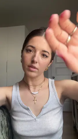 #ASMR Fixing your flyaways and eyebrows #asmr_tingles #personalattentionasmr #visualasmr  Do you like lofi content or more professional content? Both?