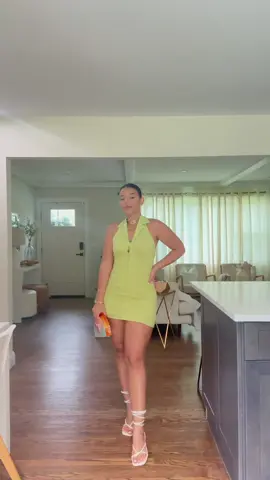 Chicas hermosas!!! Tooda los links estan en mi LTK (like to know it) en rl link de mi BIO 🤩 . El primero y ultimo son Small (s) el 2 piece es size (M), pero me quedo grande. Les suguero que se mantengan acorde a su size🫶🏻 . #shein #sheinhaul #sheingals #sheinfashion #latesummer #summeroytfits #vacationoutfits #airpotoutfit #dress #littledress #beige #OOTD #outfitideas #outfitinspo #fashiongirl #europefashion #pinterest #pinterestinspired fashion summer, summer outfit, late summer putfit, vacation outfit, brunchoutfit, affordable fashion, beige fress, little dress, two piece, airport looks, haul, pinterest, pinterest inspired. @SHEINUS @sheinofficial