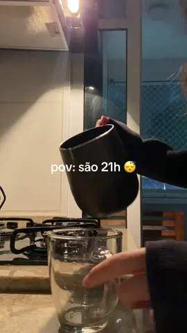 eu nao sou fã de cha de saquinho mas era oq tinha hoje 😴