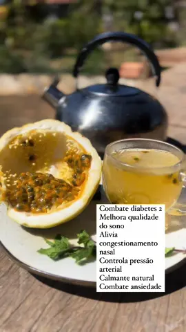 Este é tomar tudo . Chá de maracujá com hortelã é agua . 1/2 poupa se maracujá ,5 folhas hortelã 300 ml água ferva tudo e tome. Melhora o sono   , calmante natural , controla diabetes tipo 2, combate asma. Controla ansiedade . chá de maracujá serve como calmante, ansiolítico, antidepressivo, evita a insônia e previne doenças como diabetes, obesidade, problemas na visão e no coração, câncer, doenças gastrintestinais e ajuda na digestão, evitando a prisão de ventre.#cha #chas #chamaracuja #chaemagrecedor #chasmedicinais #receitasaudavel #receitassaudaveis #emagtecimentosaudável #emagrecercomsaude #emagrecercerto #emagrecerrapido 