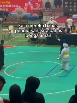 #CapCut masih pemula bang😭#fyppppppppppppppppppppppp #fypシ゚viral #silatindonesia #katakatasilat #pencaksilatindonesia🇮🇩 #atletpencaksilatindonesia🇮🇩 #fyptiktok 
