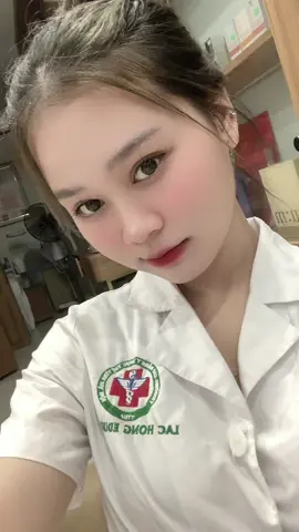 Em ngần ngơ🤭