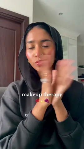 I’ve been feeling overstimulated lately🔊💗 letting my makeup do the talking today! #makeup #makeuptutorial #asmr #asmrmakeup #grwm #routine 