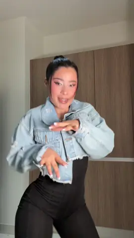 Sigo al comentario con 0 likes 🖤